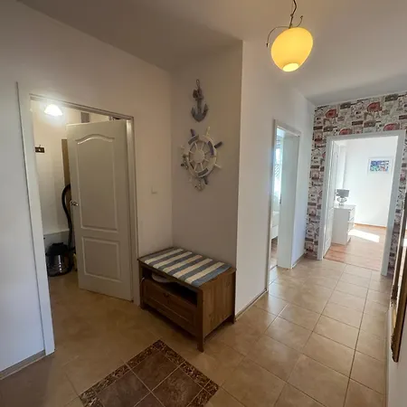 Apartment, 100 M From The Sea