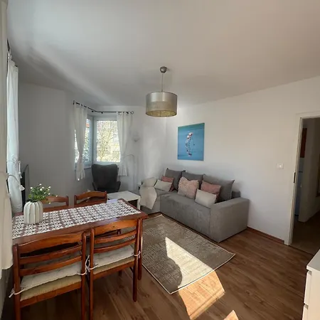 Apartment, 100 M From The Sea *